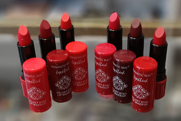 قیمت رژ لب رمانتیک